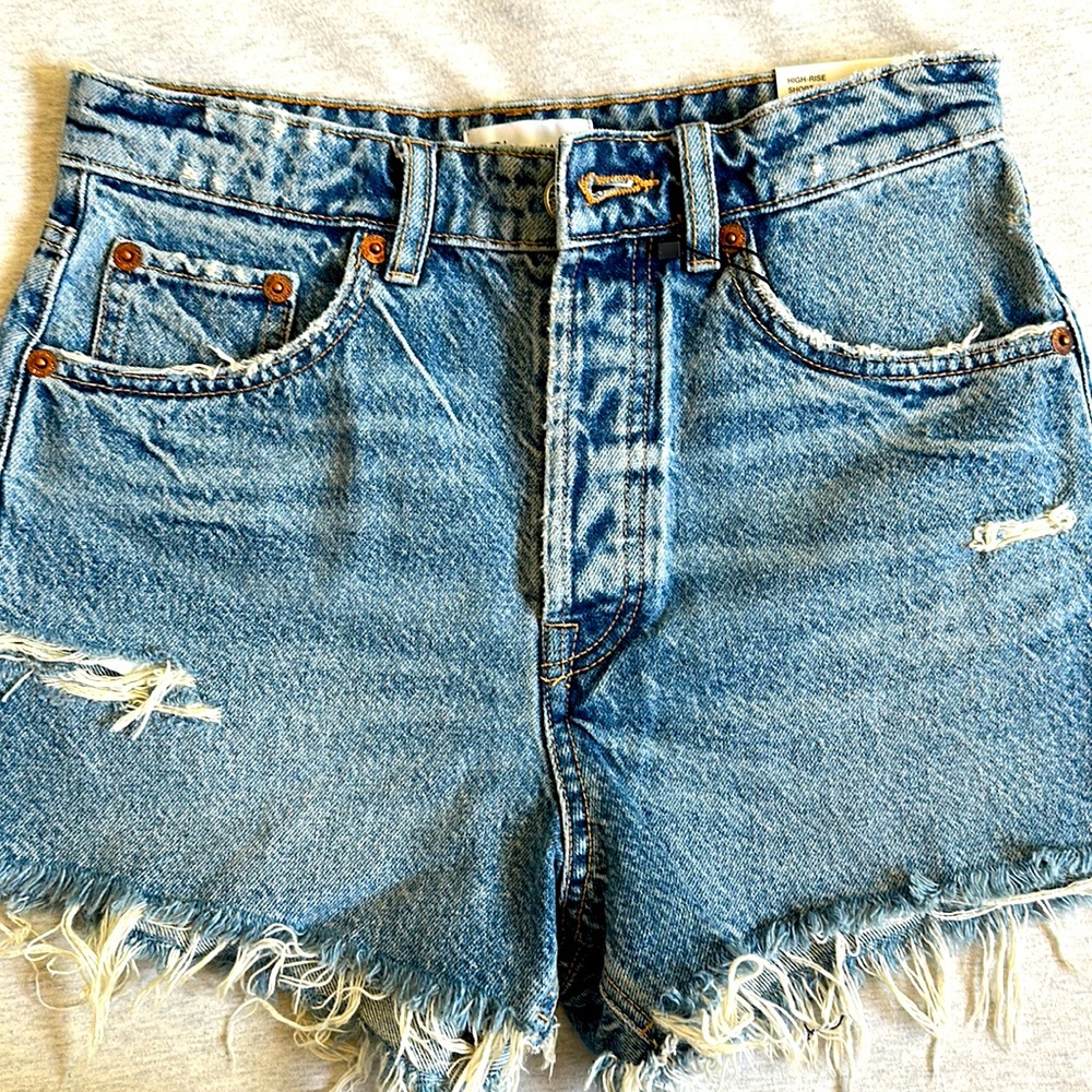 Zara split high shorts. Size 36. NWT. $23